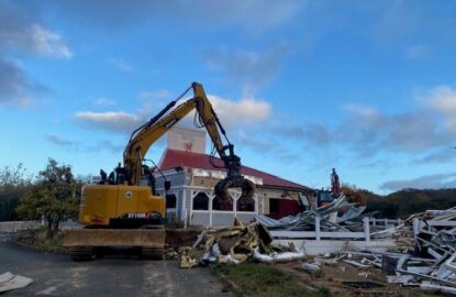 demolition restau Buffalo Gril-dep91-1
