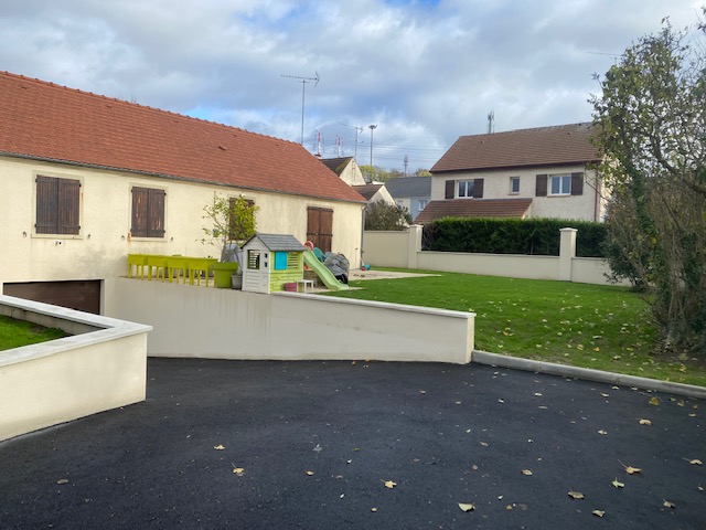 Réalisation d'un mur de soutènement avec enrobé